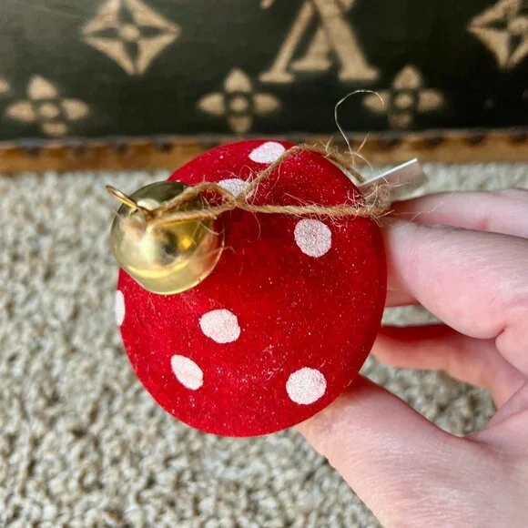 Mushroom Mercury Glass Red Silver Christmas Ornament, NEW - Picture 4 of 4